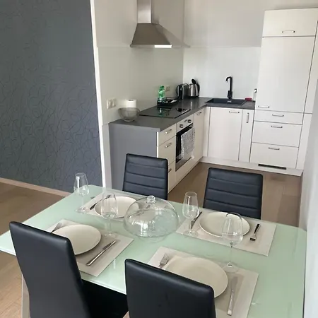 شقة Skau Panorama Family & Business View Free Parking براتسيلافا